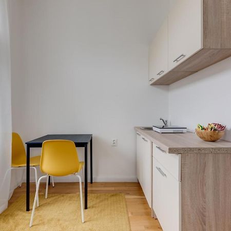 Jt'S Apartments Spanelska Str. Praag Buitenkant foto